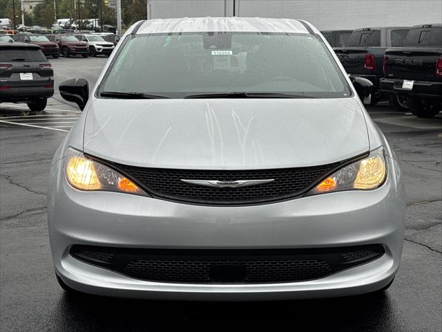 2026 Chrysler Voyager VOYAGER LX