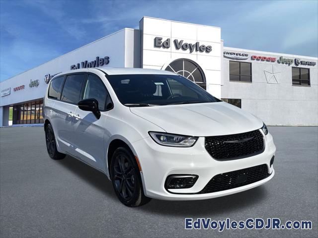 2026 Chrysler Pacifica PACIFICA SELECT