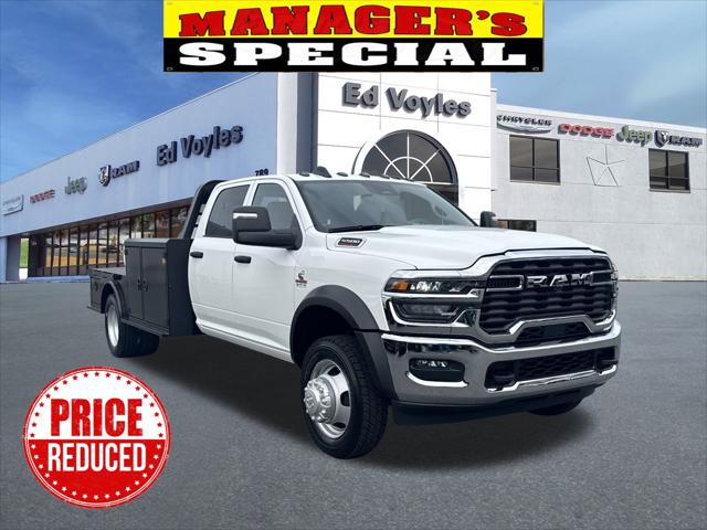 2026 RAM Ram 5500 Chassis Cab RAM 5500 TRADESMAN CHASSIS CREW CAB 4X4 84 CA 2026 RAM Ram 5500 Chassis Cab RAM 5500 TRADESMAN CHASSIS CREW CAB 4X4 84 CA
