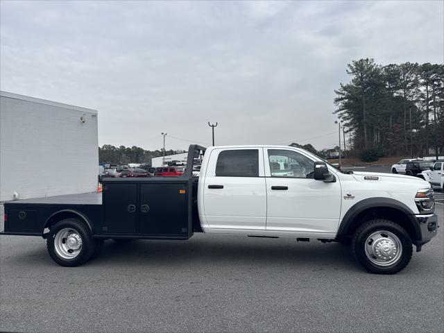 2026 RAM Ram 5500 Chassis Cab RAM 5500 TRADESMAN CHASSIS CREW CAB 4X4 84 CA