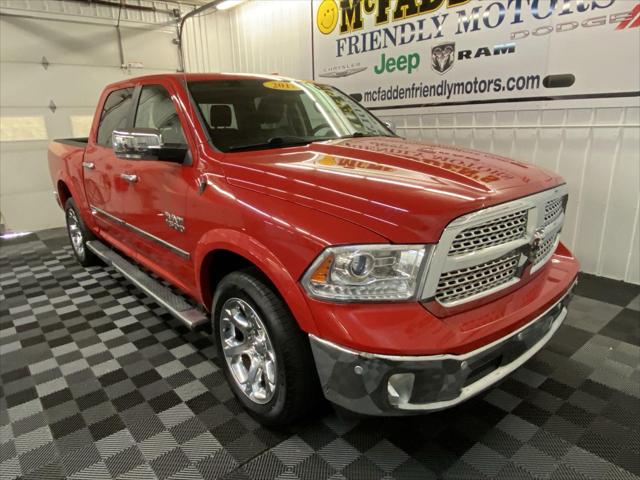 2017 RAM 1500 Laramie Crew Cab 4x4 57 Box 2017 RAM 1500 Laramie Crew Cab 4x4 57 Box
