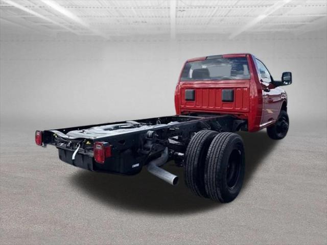 2024 RAM Ram 3500 Chassis Cab RAM 3500 TRADESMAN CHASSIS REGULAR CAB 4X4 60 CA
