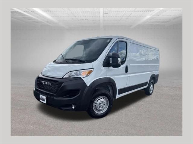 2025 RAM ProMaster 2500 RAM PROMASTER 2500 TRADESMAN CARGO VAN LOW ROOF 136 WB