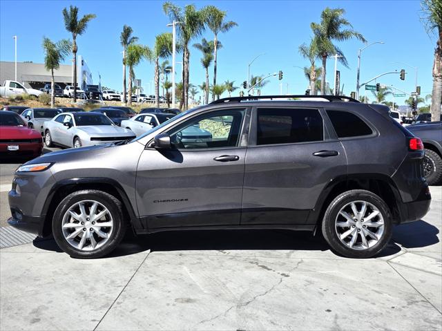 2018 Jeep Cherokee Latitude Tech Connect FWD 2018 Jeep Cherokee Latitude Tech Connect FWD