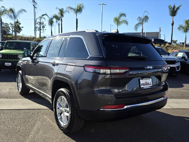 2025 Jeep Grand Cherokee GRAND CHEROKEE LAREDO X 4X4