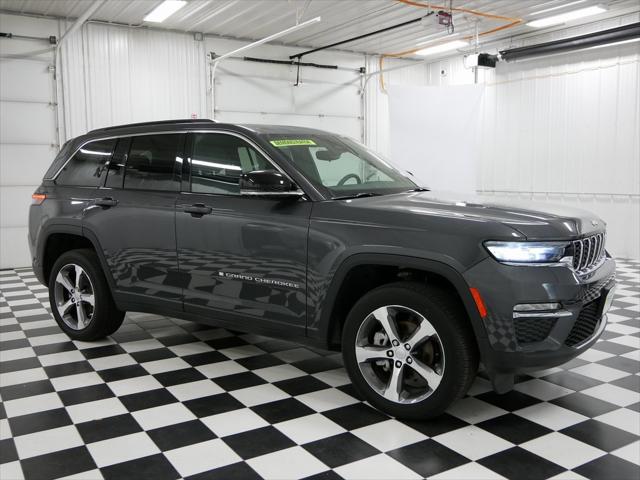 2024 Jeep Grand Cherokee Limited 4x4 2024 Jeep Grand Cherokee Limited 4x4