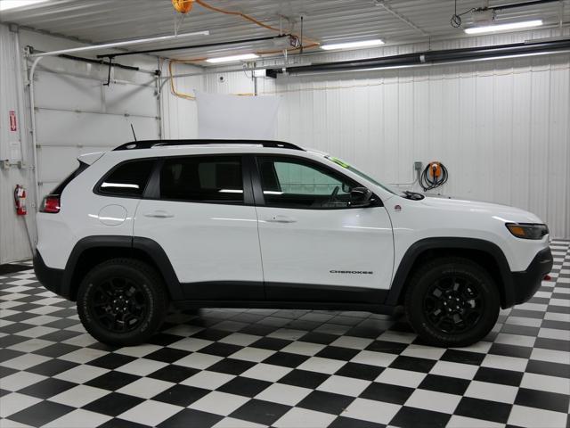 2022 Jeep Cherokee Trailhawk 4x4 2022 Jeep Cherokee Trailhawk 4x4
