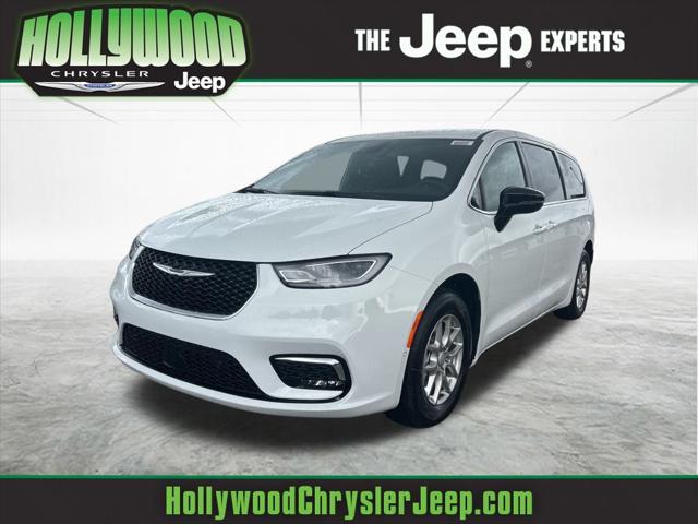 2025 Chrysler Pacifica PACIFICA SELECT