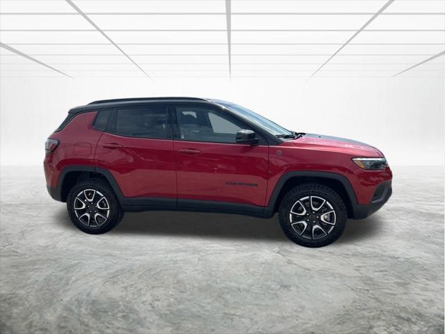 2025 Jeep Compass COMPASS TRAILHAWK 4X4