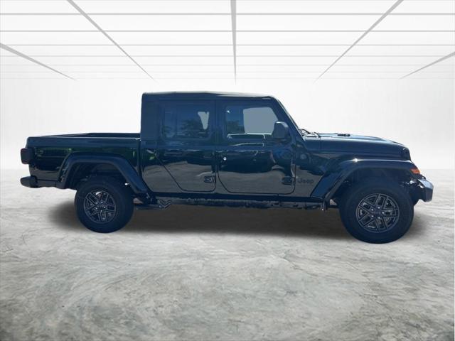 2025 Jeep Gladiator GLADIATOR SPORT S 4X4 2025 Jeep Gladiator GLADIATOR SPORT S 4X4