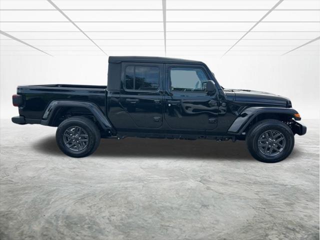 2025 Jeep Gladiator GLADIATOR SPORT S 4X4 2025 Jeep Gladiator GLADIATOR SPORT S 4X4