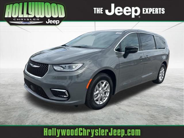2025 Chrysler Pacifica PACIFICA SELECT