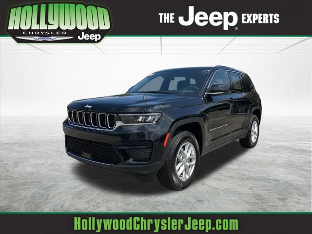 2025 Jeep Grand Cherokee GRAND CHEROKEE LAREDO X 4X2