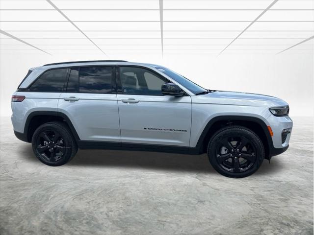 2025 Jeep Grand Cherokee GRAND CHEROKEE LIMITED 4X2
