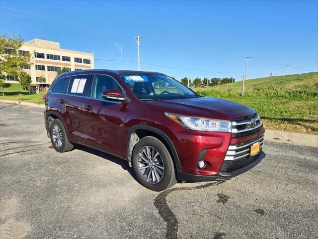 2017 Toyota Highlander XLE 2017 Toyota Highlander XLE