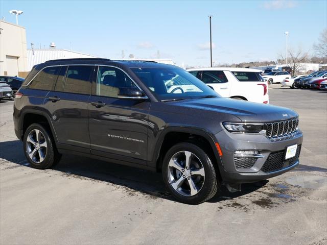 2025 Jeep Grand Cherokee GRAND CHEROKEE LIMITED 4X4 2025 Jeep Grand Cherokee GRAND CHEROKEE LIMITED 4X4