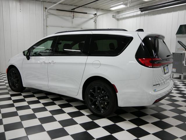 2026 Chrysler Pacifica PACIFICA LIMITED AWD 2026 Chrysler Pacifica PACIFICA LIMITED AWD