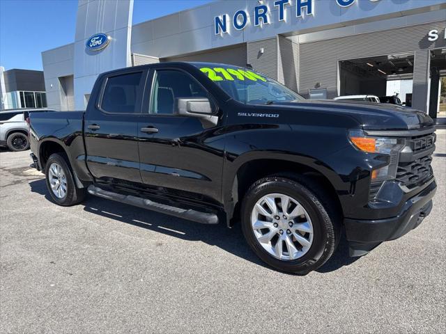 2022 Chevrolet Silverado 1500 2WD Crew Cab Short Bed Custom