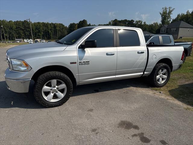 2017 RAM 1500 SLT