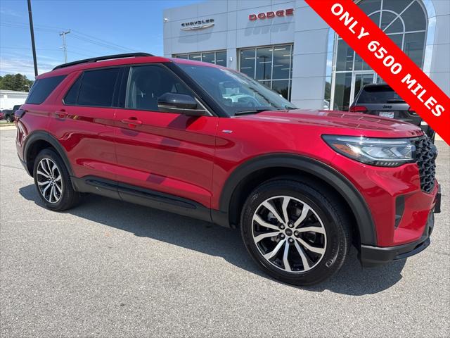 2025 Ford Explorer ST-Line