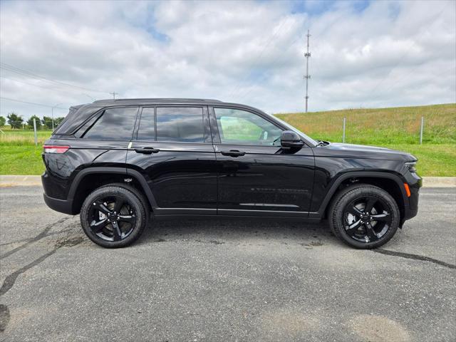 2025 Jeep Grand Cherokee GRAND CHEROKEE LIMITED 4X4 2025 Jeep Grand Cherokee GRAND CHEROKEE LIMITED 4X4