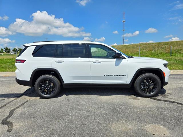 2025 Jeep Grand Cherokee GRAND CHEROKEE L ALTITUDE 4X4