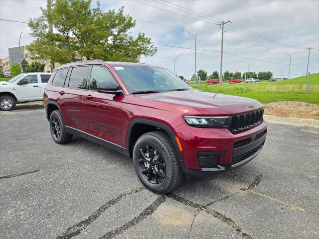 2025 Jeep Grand Cherokee GRAND CHEROKEE L ALTITUDE 4X4