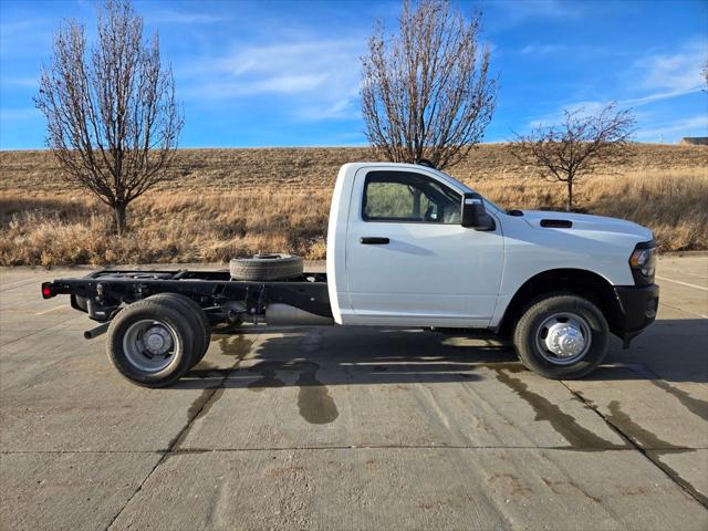 2024 RAM Ram 3500 Chassis Cab RAM 3500 TRADESMAN CHASSIS REGULAR CAB 4X4 60 CA 2024 RAM Ram 3500 Chassis Cab RAM 3500 TRADESMAN CHASSIS REGULAR CAB 4X4 60 CA