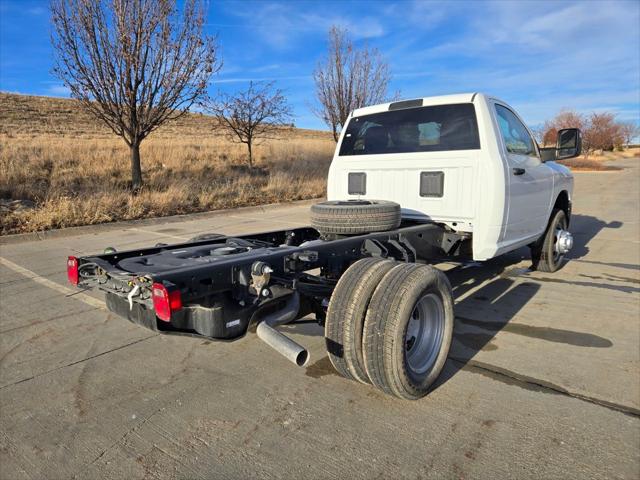 2024 RAM Ram 3500 Chassis Cab RAM 3500 TRADESMAN CHASSIS REGULAR CAB 4X4 60 CA 2024 RAM Ram 3500 Chassis Cab RAM 3500 TRADESMAN CHASSIS REGULAR CAB 4X4 60 CA