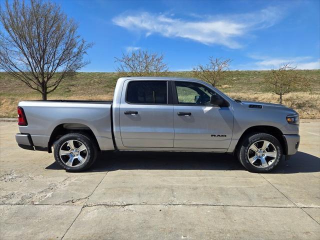 2025 RAM Ram 1500 RAM 1500 TRADESMAN CREW CAB 4X4 57 BOX 2025 RAM Ram 1500 RAM 1500 TRADESMAN CREW CAB 4X4 57 BOX