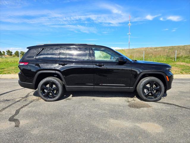 2025 Jeep Grand Cherokee GRAND CHEROKEE L ALTITUDE 4X4 2025 Jeep Grand Cherokee GRAND CHEROKEE L ALTITUDE 4X4