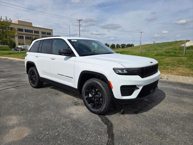 2025 Jeep Grand Cherokee GRAND CHEROKEE ALTITUDE 4X4 2025 Jeep Grand Cherokee GRAND CHEROKEE ALTITUDE 4X4