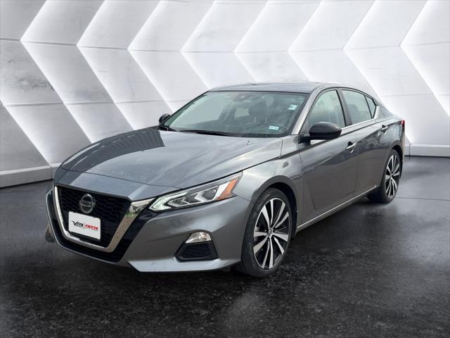 2022 Nissan Altima SR FWD