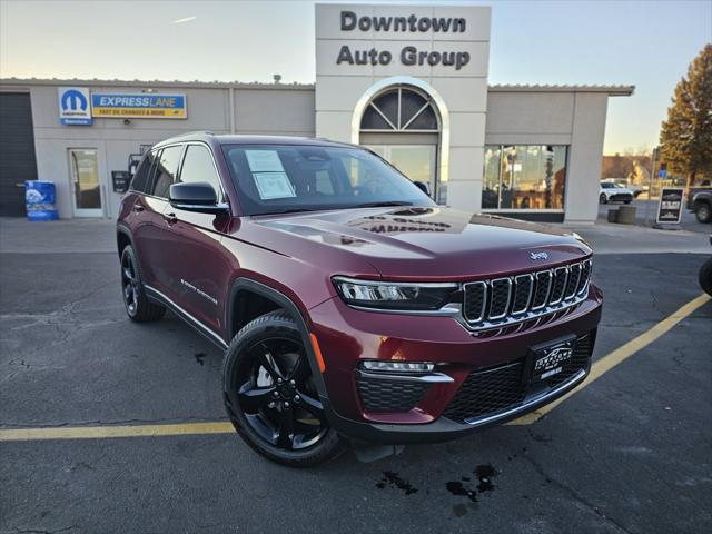 2023 Jeep Grand Cherokee Limited 4x4 2023 Jeep Grand Cherokee Limited 4x4