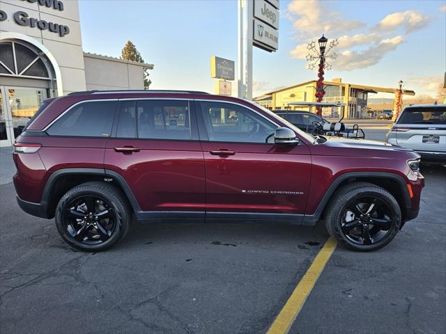 2023 Jeep Grand Cherokee Limited 4x4 2023 Jeep Grand Cherokee Limited 4x4