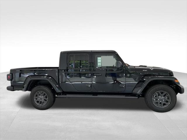 2024 Jeep Gladiator Sport S