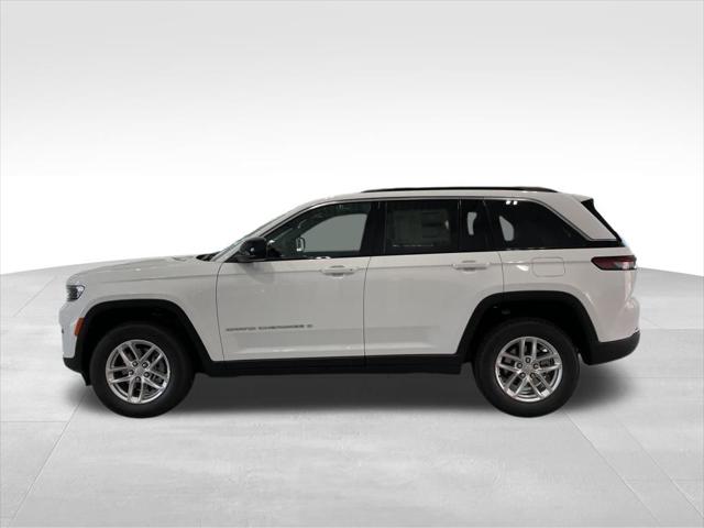 2025 Jeep Grand Cherokee Laredo X 4x4 2025 Jeep Grand Cherokee Laredo X 4x4