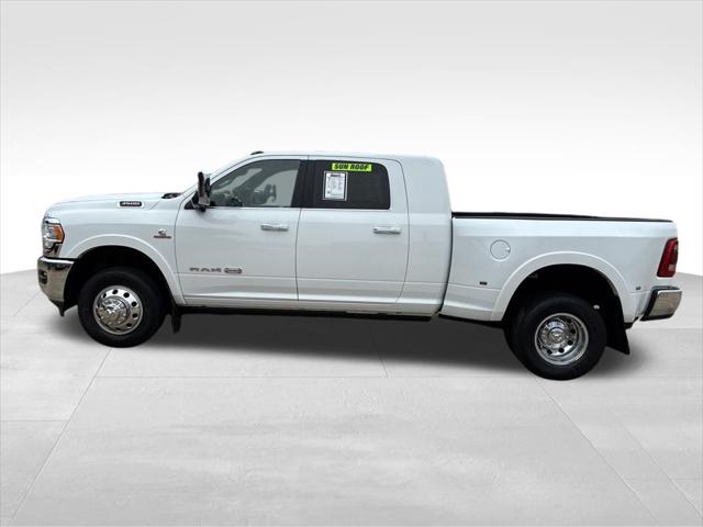 2020 RAM 3500 Laramie Longhorn Mega Cab 4x4 64 Box 2020 RAM 3500 Laramie Longhorn Mega Cab 4x4 64 Box