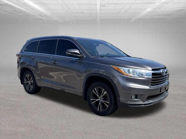 2016 Toyota Highlander XLE V6