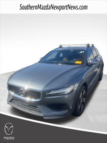 2020 Volvo V60 Cross Country T5