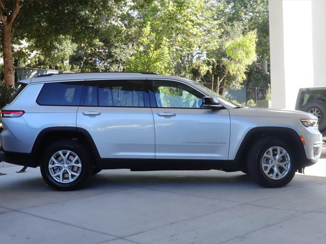 2024 Jeep Grand Cherokee GRAND CHEROKEE L LIMITED 4X2