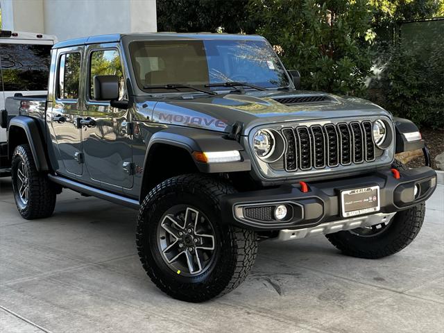 2025 Jeep Gladiator GLADIATOR MOJAVE 4X4