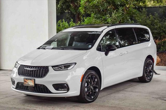 2026 Chrysler Pacifica PACIFICA LIMITED AWD