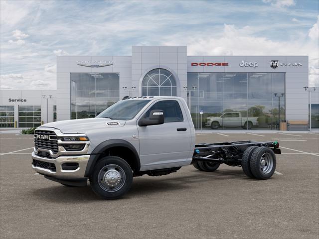 2025 RAM 5500 Chassis RAM 5500 TRADESMAN CHASSIS REGULAR CAB 4X4 84 CA