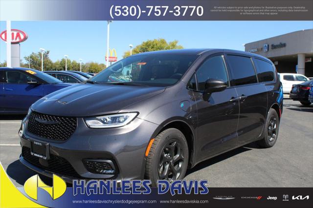 2023 Chrysler Pacifica Hybrid PACIFICA PLUG-IN HYBRID TOURING L