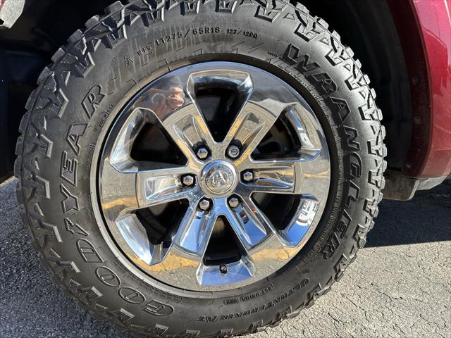 2021 RAM 1500 Laramie Crew Cab 4x4 57 Box 2021 RAM 1500 Laramie Crew Cab 4x4 57 Box