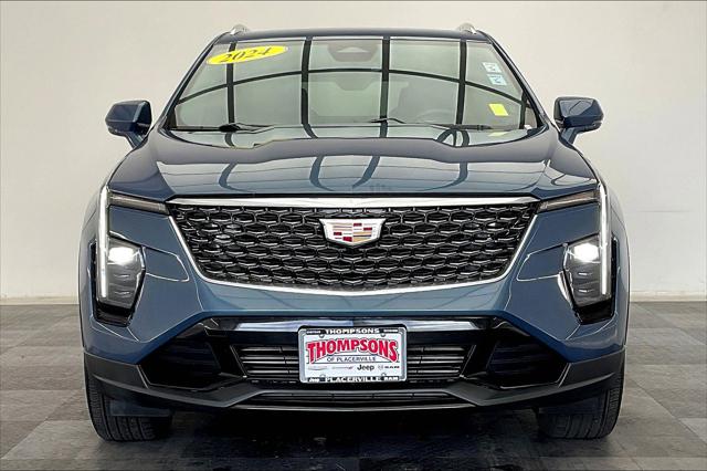 2024 Cadillac XT4 AWD Premium Luxury