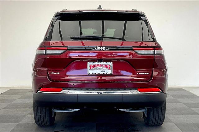 2025 Jeep Grand Cherokee GRAND CHEROKEE LAREDO X 4X4