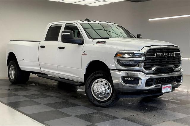 2026 RAM Ram 3500 RAM 3500 TRADESMAN CREW CAB 4X4 8 BOX 2026 RAM Ram 3500 RAM 3500 TRADESMAN CREW CAB 4X4 8 BOX