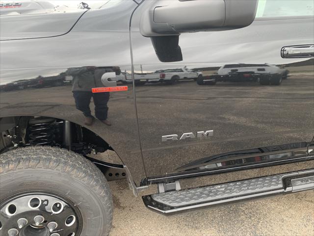 2026 RAM Ram 3500 RAM 3500 LARAMIE CREW CAB 4X4 8 BOX